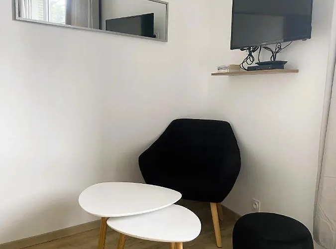 Sur Le Port De St Gilles Croix De Vie