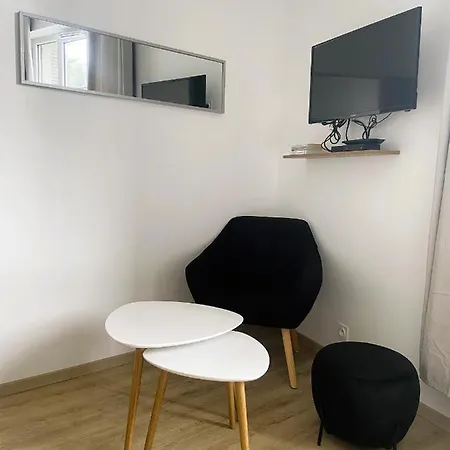 Sur Le Port De St Gilles Croix De Vie